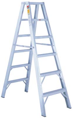 Product Image for 10012001 Trestle Ladder Aluminum 7' CSA Grade 1/1A